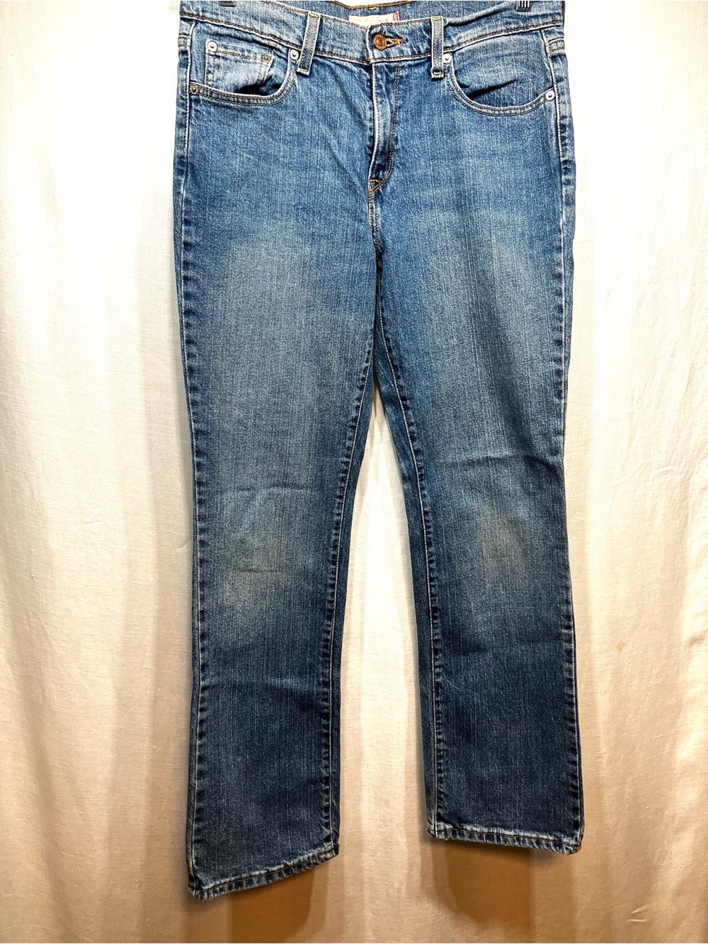 Levi's Women's Light Blue Straight-Leg Jeans 10 Short